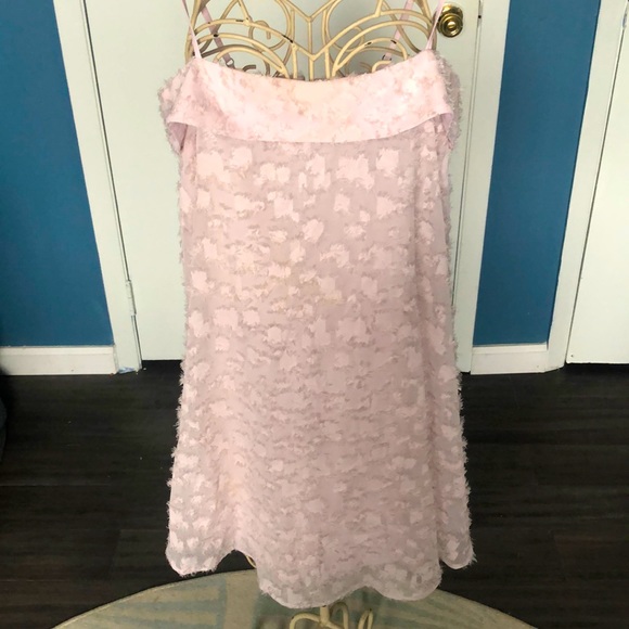 Clover and Sloane flowy, fuzzy light pink mini - Picture 2 of 4